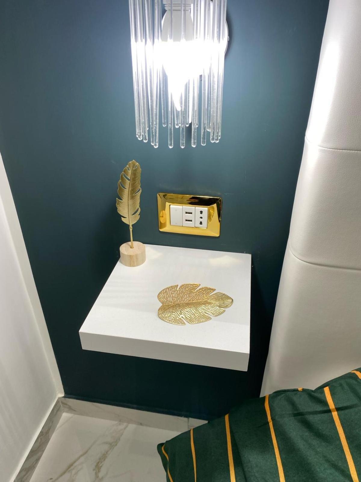 شقة Regina House نابولي المظهر الخارجي الصورة