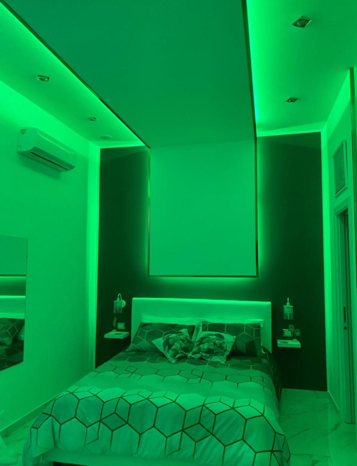 شقة Regina House نابولي المظهر الخارجي الصورة