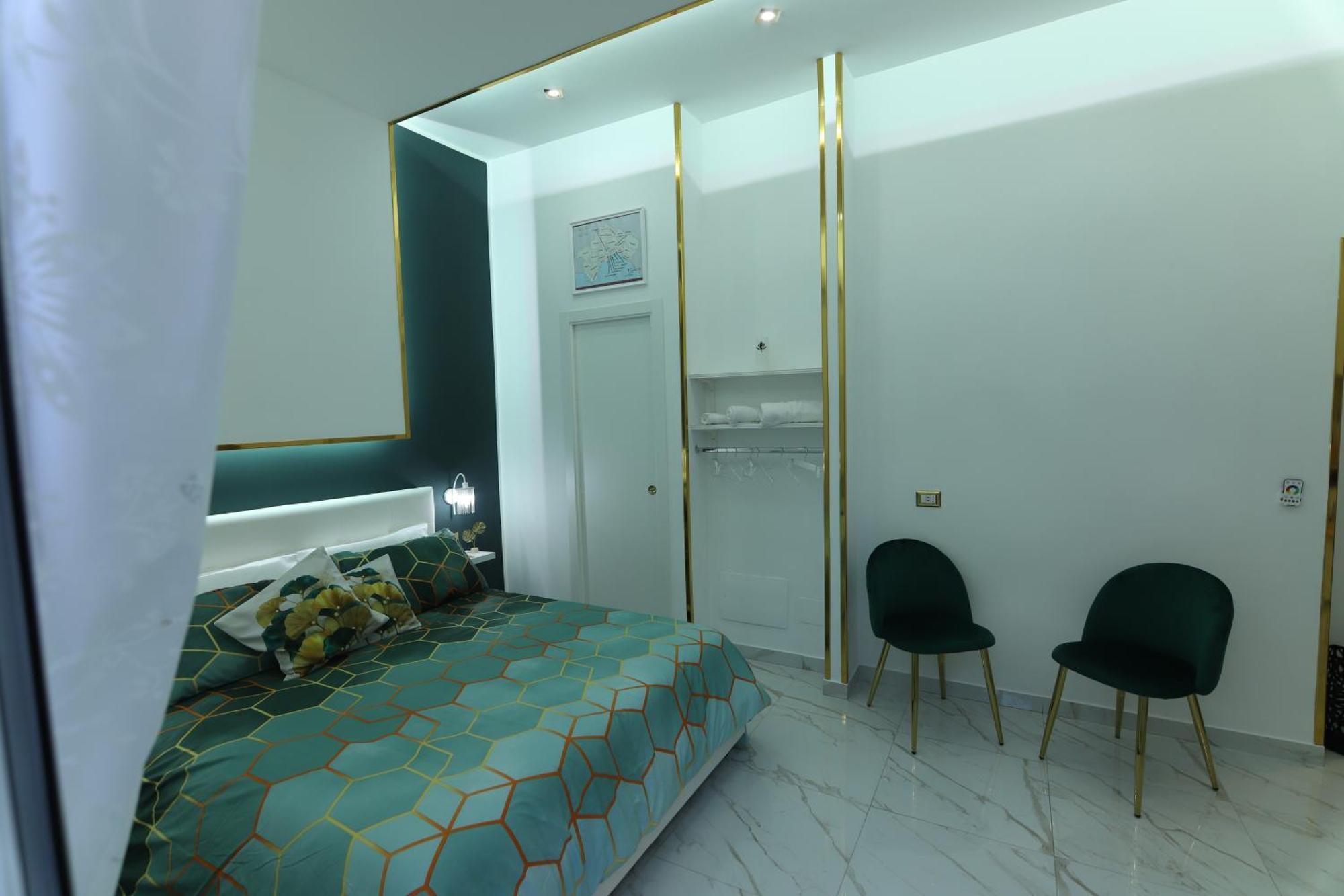 شقة Regina House نابولي المظهر الخارجي الصورة