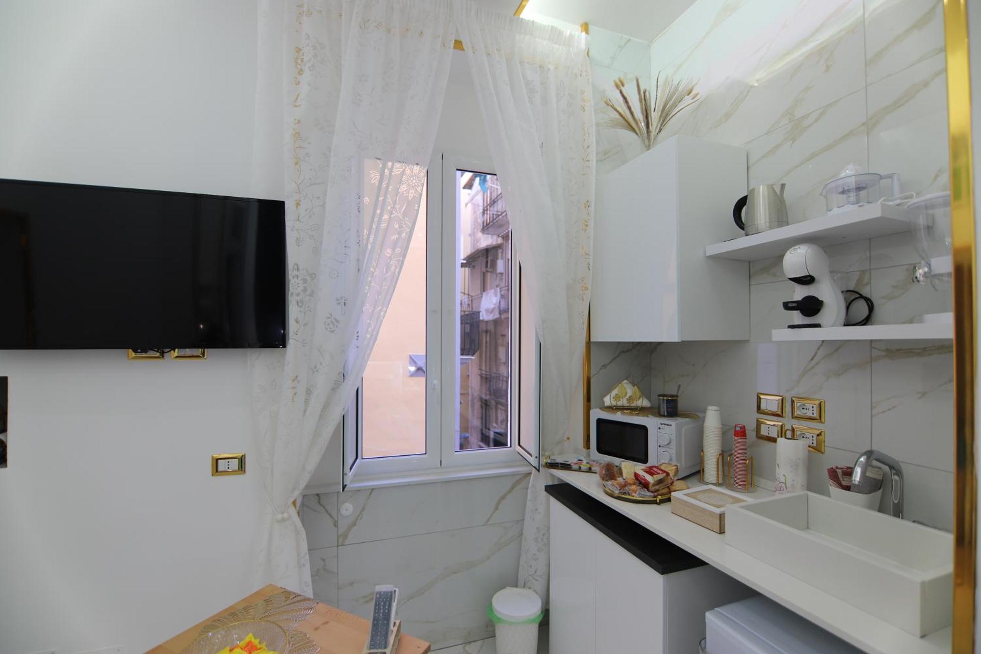 شقة Regina House نابولي المظهر الخارجي الصورة