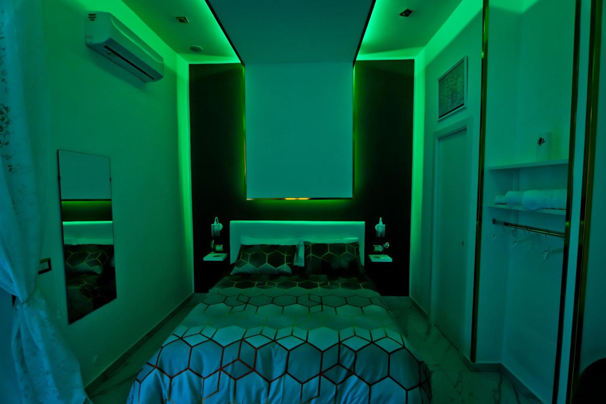 شقة Regina House نابولي المظهر الخارجي الصورة