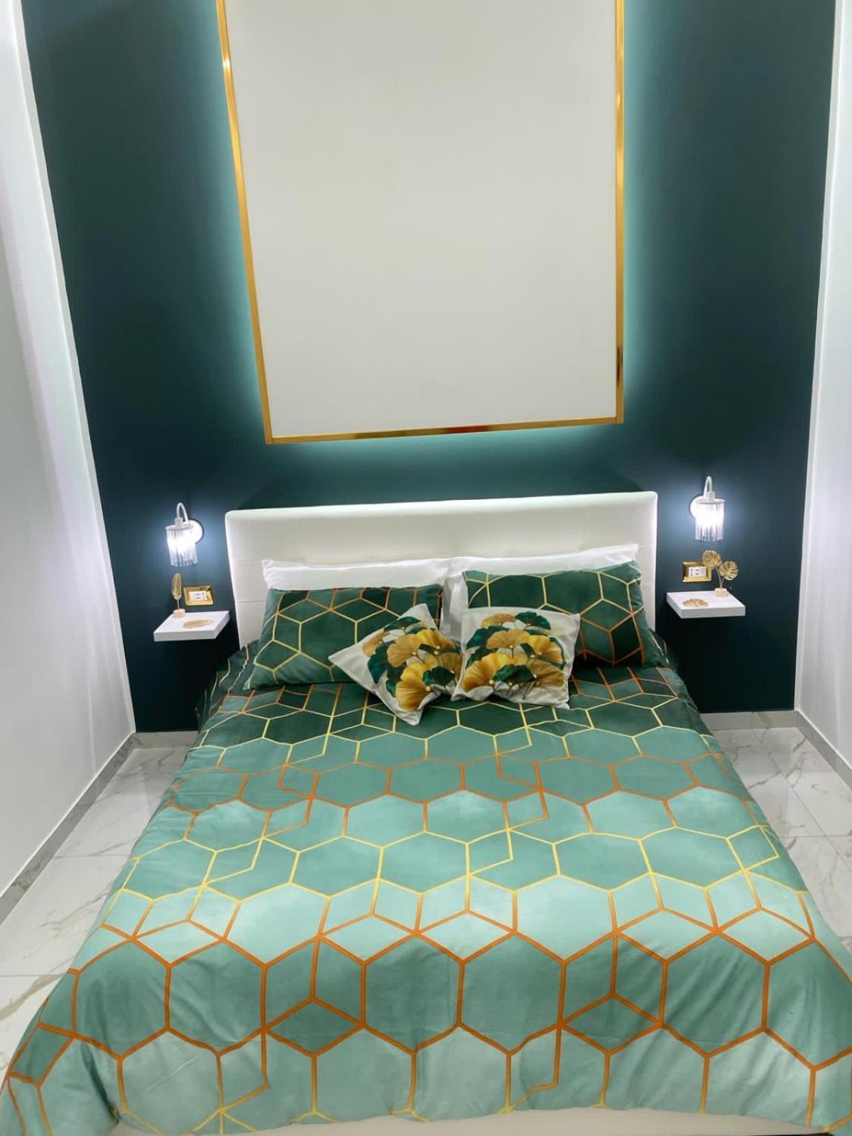 شقة Regina House نابولي المظهر الخارجي الصورة