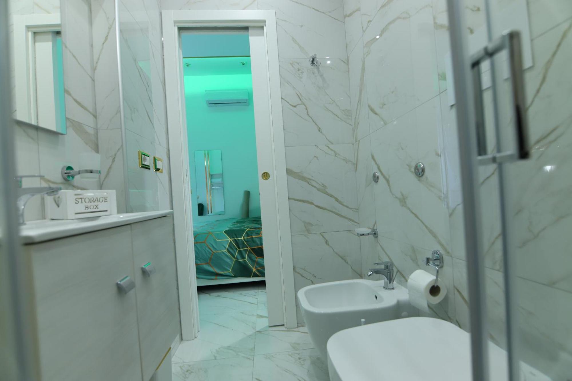 شقة Regina House نابولي المظهر الخارجي الصورة