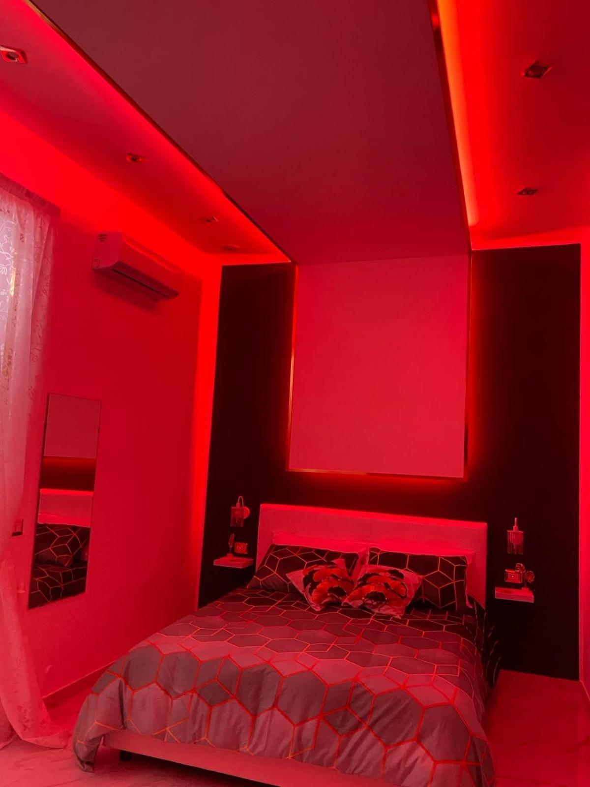 شقة Regina House نابولي المظهر الخارجي الصورة